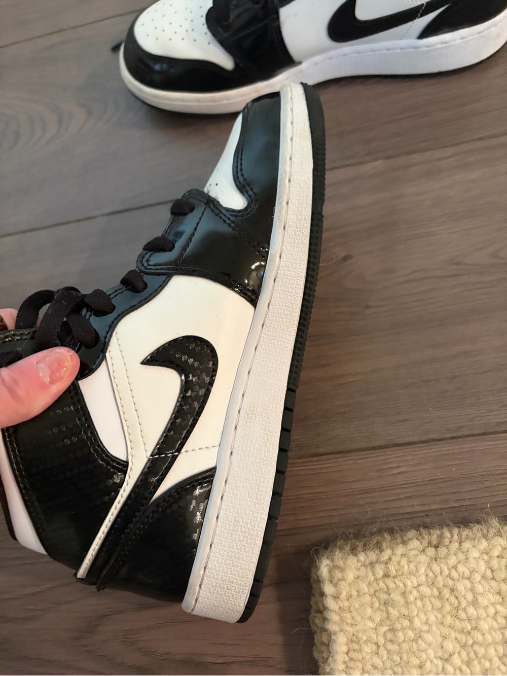 Jordan 1 Mid SE Kids' Sneakers Panda Black & White size 5 - Picture 7 of 14